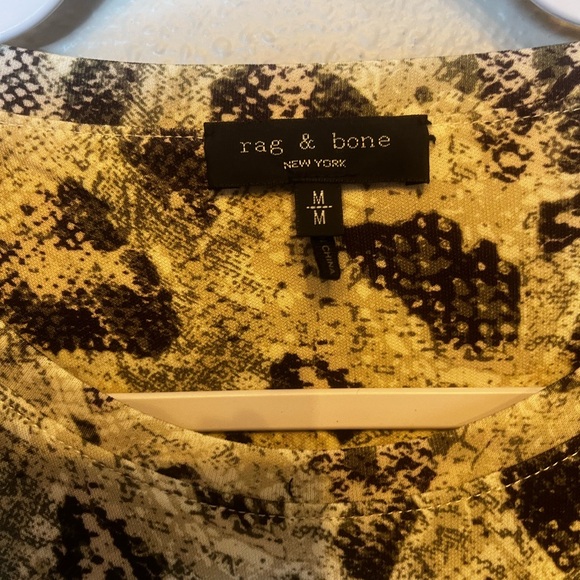 Rag & Bone Poppy Draped Mini Dress in a snakeskin print Size M - Picture 7 of 9